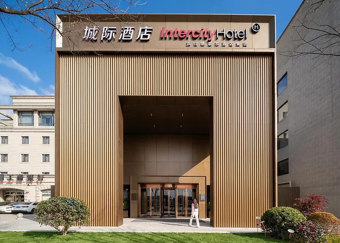 Intercityhotel Shanghai Hongqiao Airport - Free Minibar For First Night